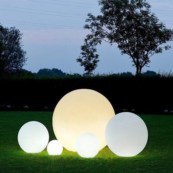 Inflatable balloons with LED lighting